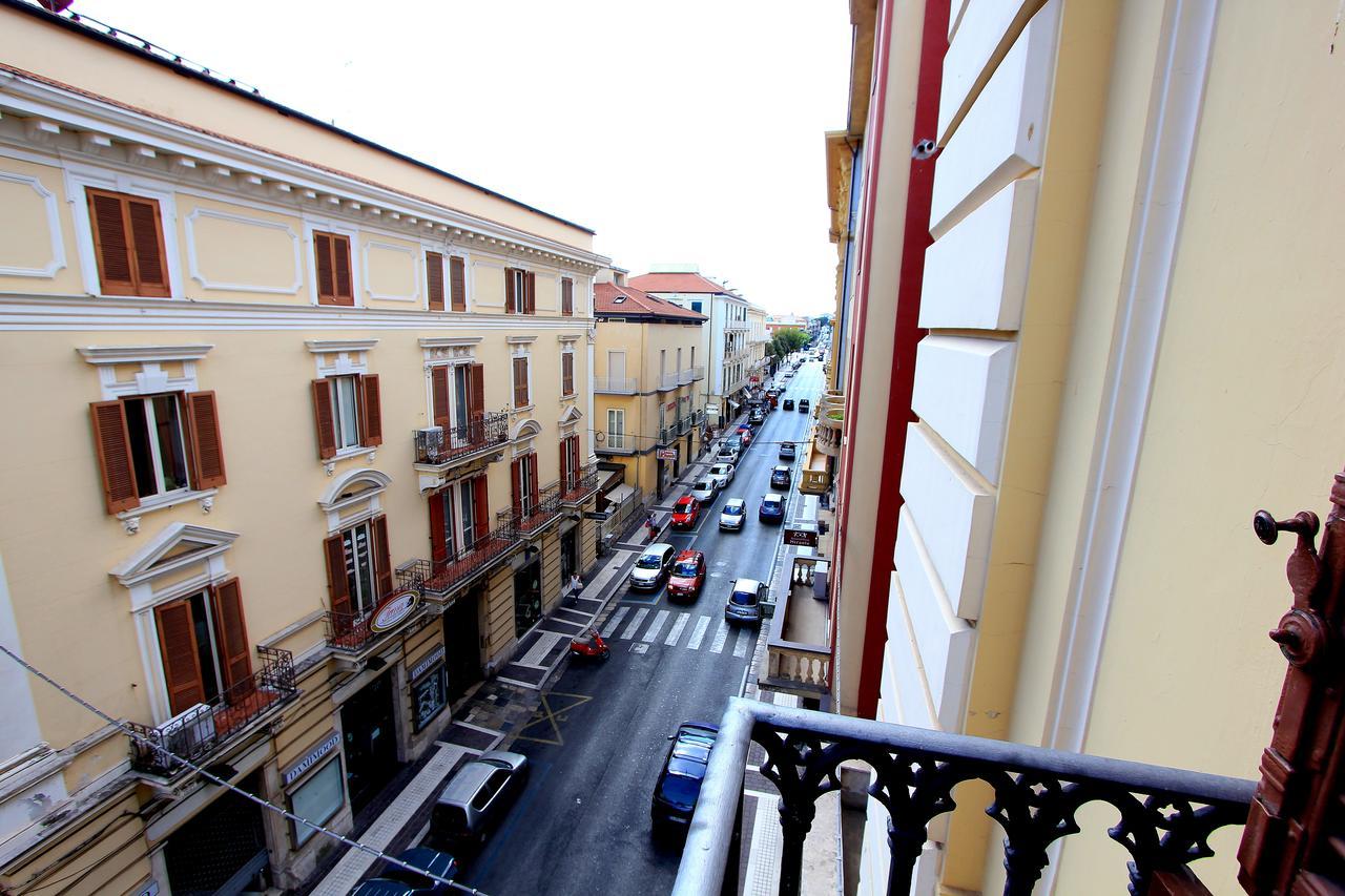 B&B Vitruvio Suites Formia Exterior foto